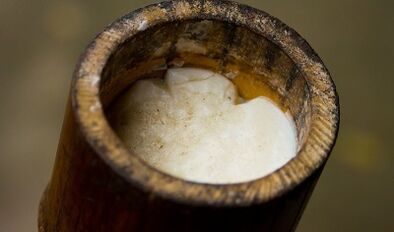 Tea tree oil to treat warts